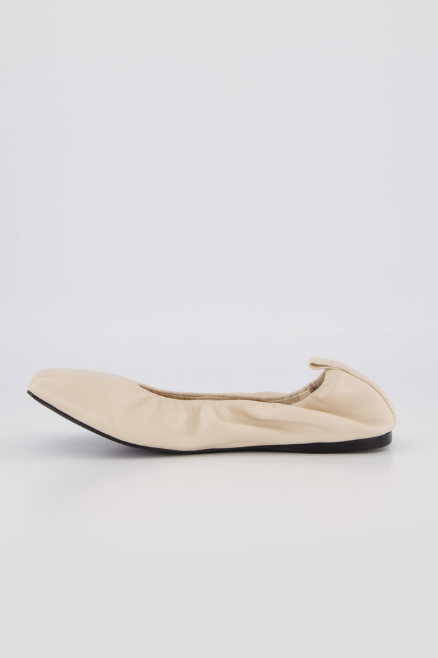 Jasper ballet flat