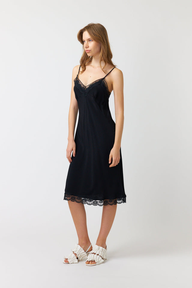 Queenie slip dress